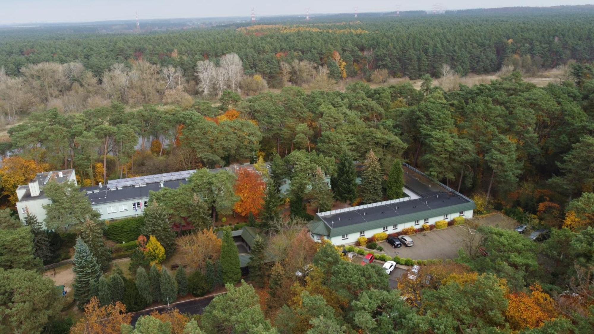Lesny Osrodek Szkoleniowy W Puszczykowie Puszczykowo Extérieur photo