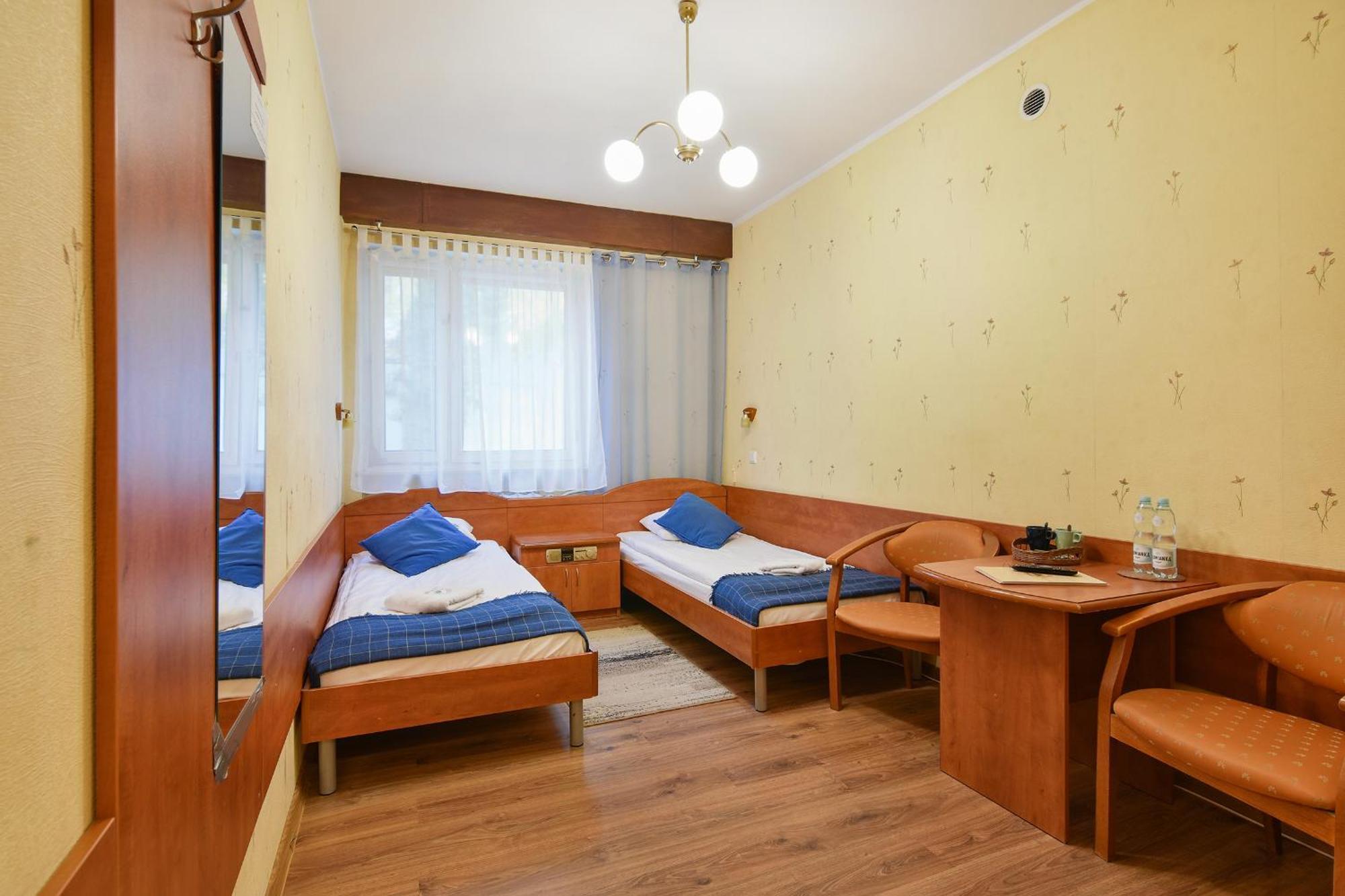 Lesny Osrodek Szkoleniowy W Puszczykowie Puszczykowo Extérieur photo