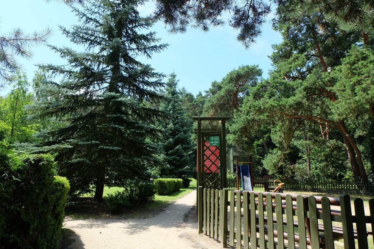 Lesny Osrodek Szkoleniowy W Puszczykowie Puszczykowo Extérieur photo