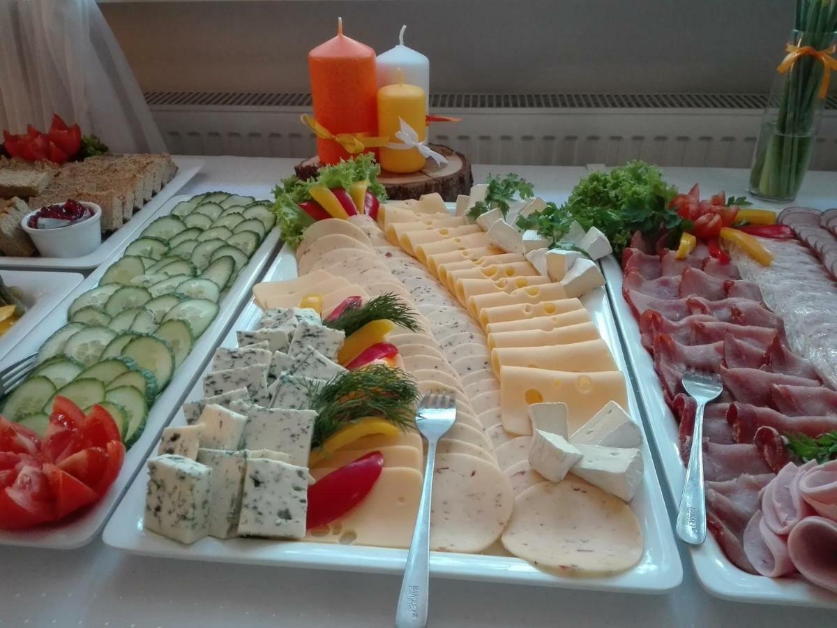Lesny Osrodek Szkoleniowy W Puszczykowie Puszczykowo Extérieur photo